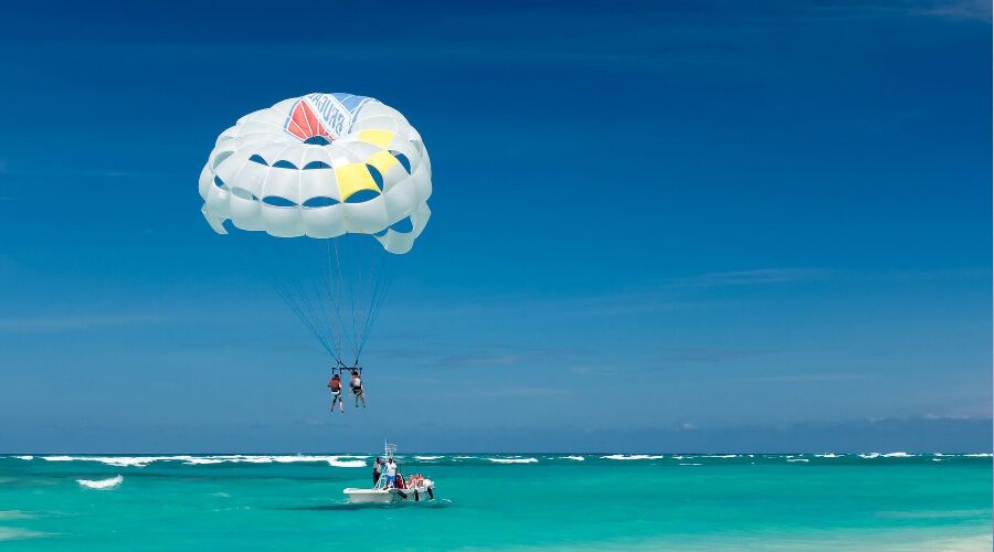 Experience Parasailing in Sri Lanka - Go Lanka Tour Gallery
