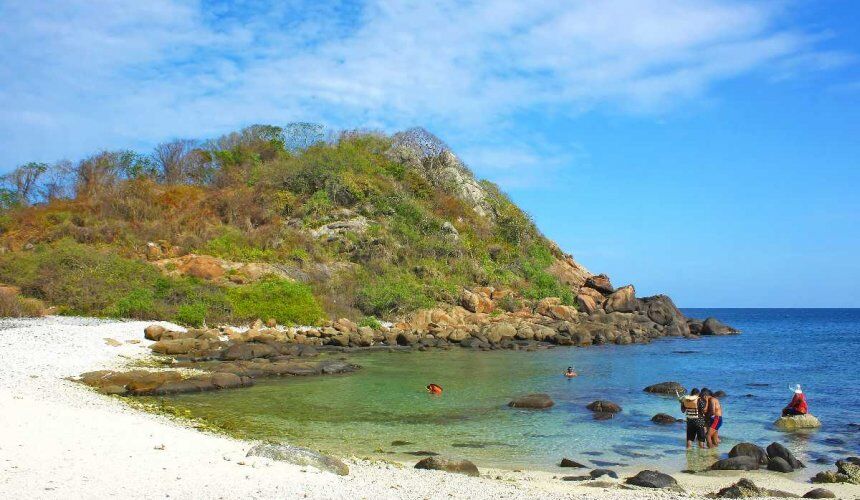 Visit Trincomalee Beach Sri Lanka - Go Lanka Tour Gallery Image